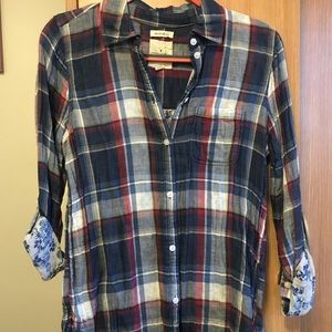 American Eagle plaid shirt size small